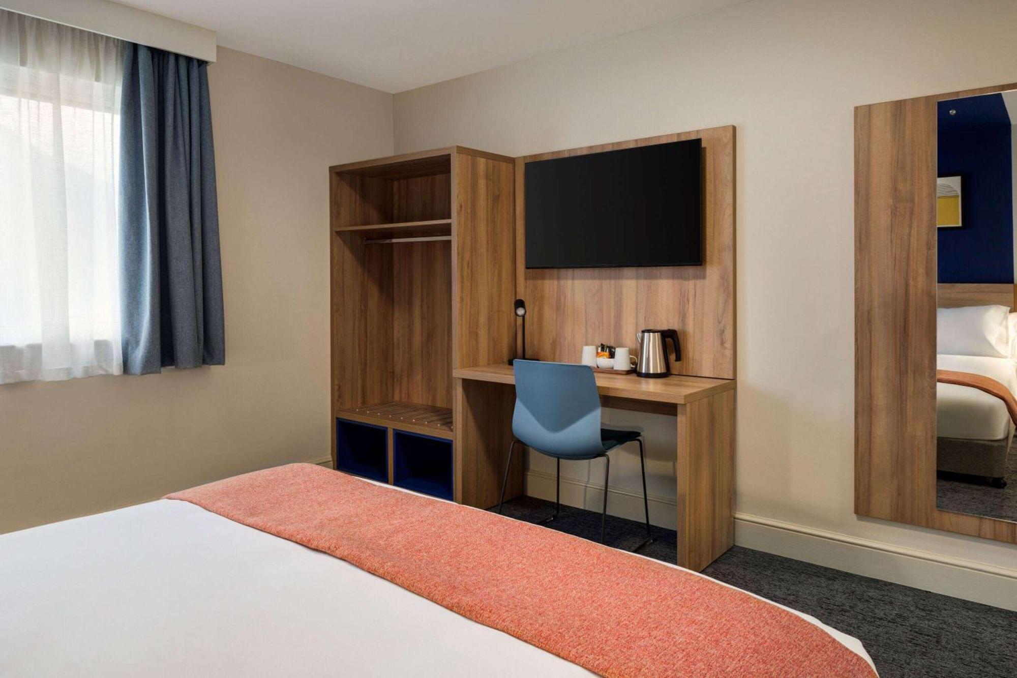 Days Inn Chesterfield - Tibshelf Extérieur photo