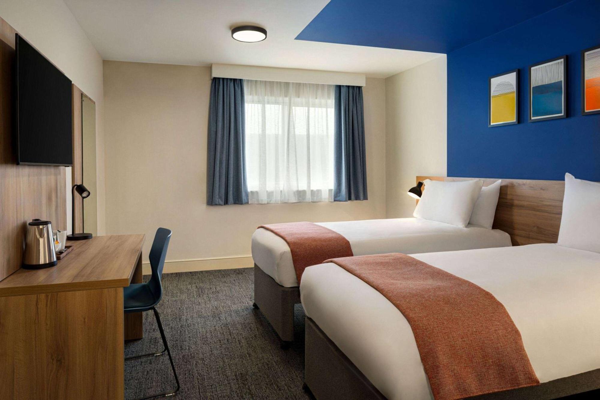 Days Inn Chesterfield - Tibshelf Extérieur photo