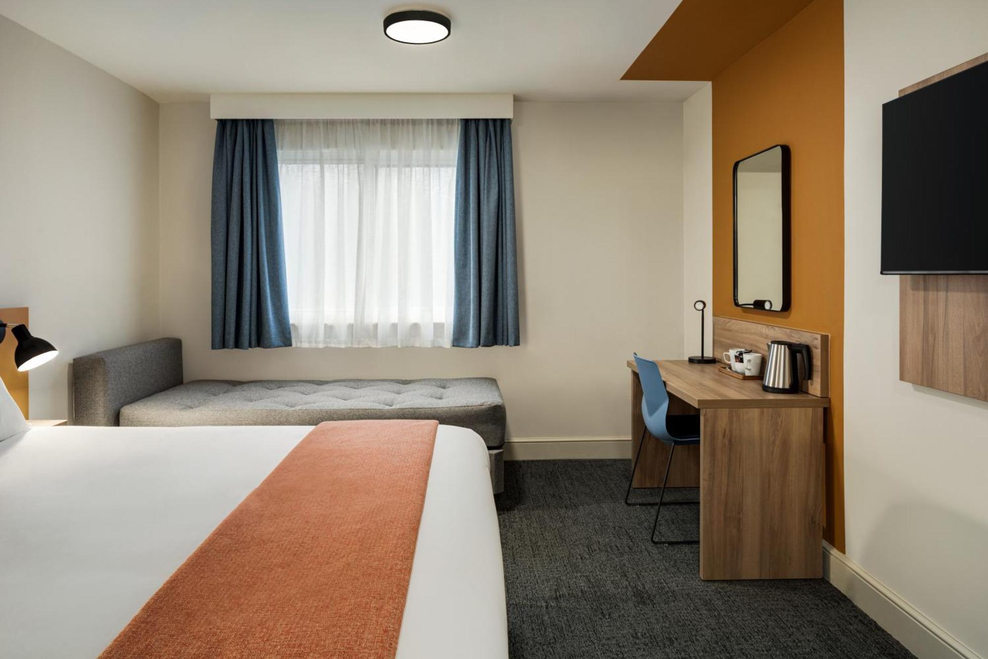 Days Inn Chesterfield - Tibshelf Extérieur photo